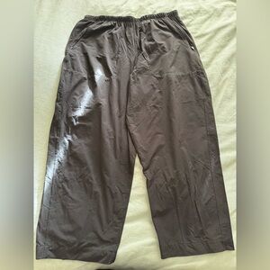 Lululemon Barrel Leg Pants in Black
